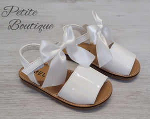 White bow sandals