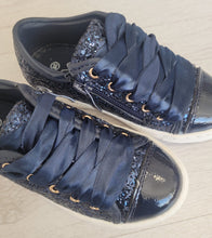 Load image into Gallery viewer, Navy glitter ribbon lace trainers