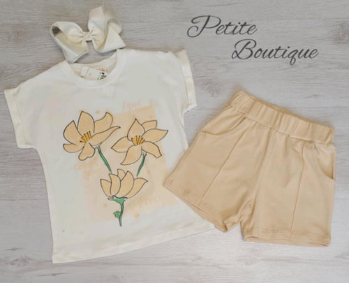 Beige flower top & short set