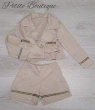 Load image into Gallery viewer, Beige 2pc jacket &amp; short set