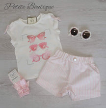 Load image into Gallery viewer, Caramelo pink sunglasses top, short set comes with sunglasses