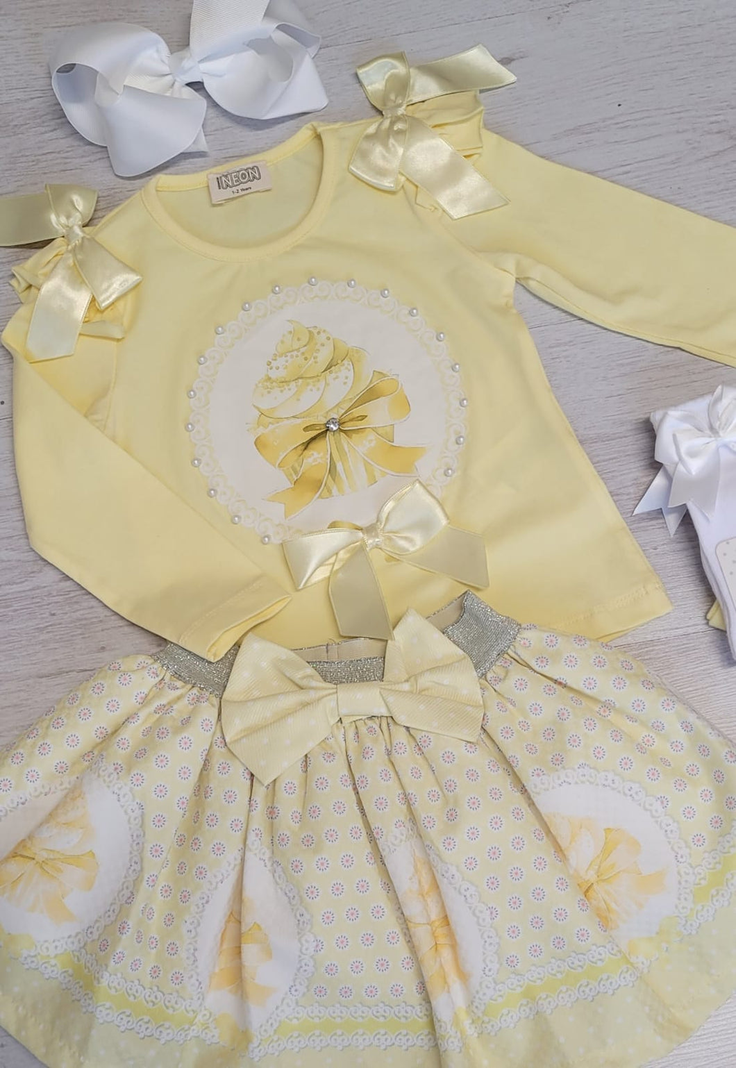 Lemon cupcake top & skirt set