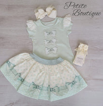 Load image into Gallery viewer, Mint green/cream bow top &amp; skirt set