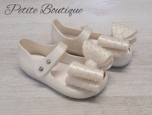 Pearl jelly shoes