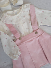 Load image into Gallery viewer, Spanish Calamaro top &amp; pinafore set