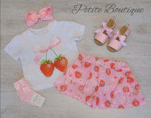 Load image into Gallery viewer, Strawberry top &amp; short set 🍓
