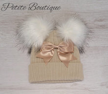 Load image into Gallery viewer, Beige double pompom/bow hat