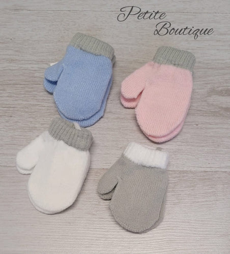 Baby mitts with connector string
