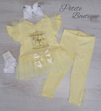 Load image into Gallery viewer, Lemon carousel top &amp; legging set