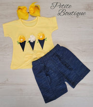 Load image into Gallery viewer, Lemon flower cone T-shirt &amp; navy short set