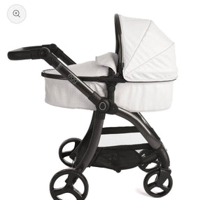 NEW OUT THIS YEAR🌟 Egg® dolls pram - houndstooth silver