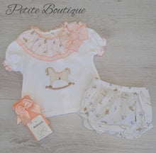 Load image into Gallery viewer, Spanish rocking horse top &amp; jam pant set
