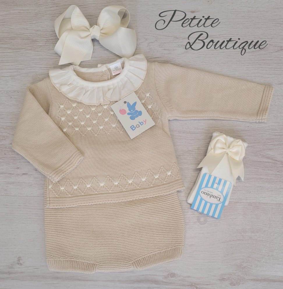 Spanish beige/cream dot knit set