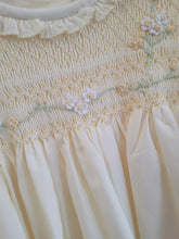 Load image into Gallery viewer, Sarah Louise lemon smock dress