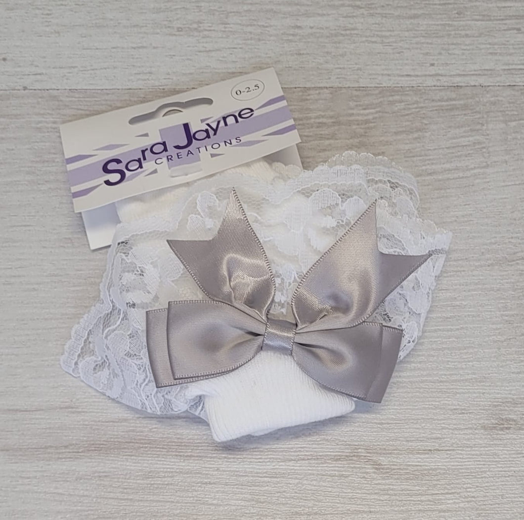 Grey bow frilly ankle socks