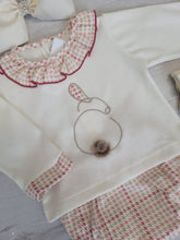 Load image into Gallery viewer, Spanish Calamaro bunny top &amp; jam pant set