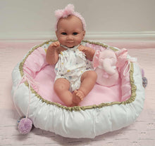 Load image into Gallery viewer, Spanish girl doll 💗