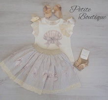Load image into Gallery viewer, Beige shells top &amp; skirt set