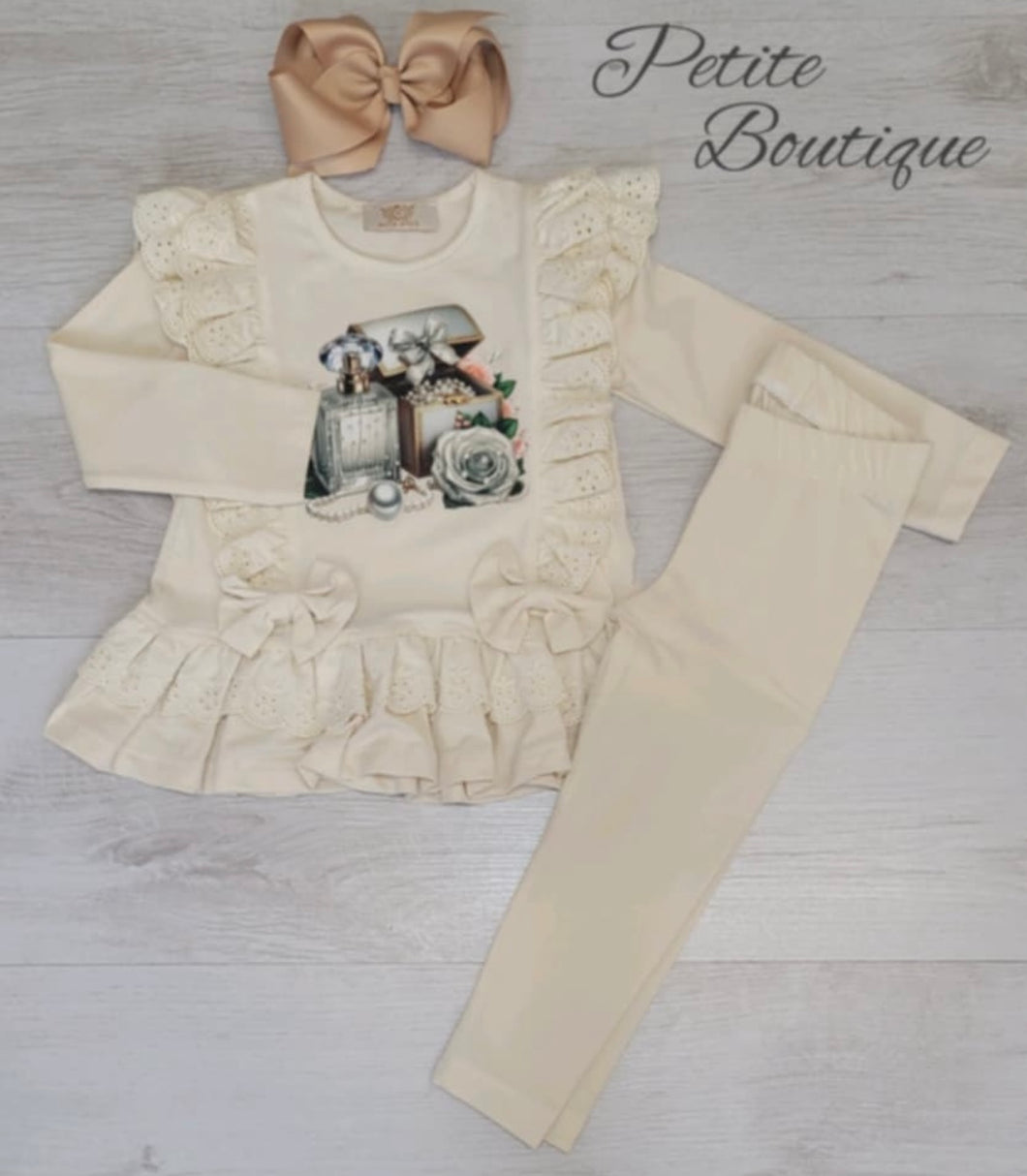 Cream jewellery box top & legging set