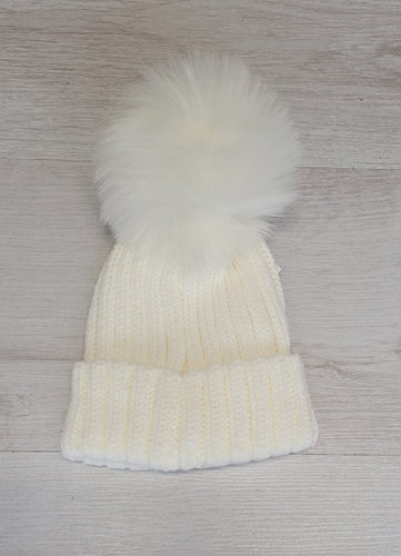 Cream faux fur pompom hat