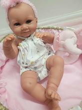 Load image into Gallery viewer, Spanish girl doll 💗