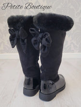 Load image into Gallery viewer, Black knee high boots with faux fur trim &amp; bow at the back