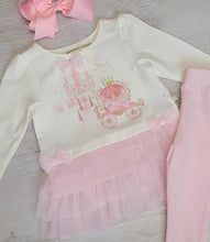 Load image into Gallery viewer, Caramelo pink ‘once upon a time’ top &amp; legging set 🏰
