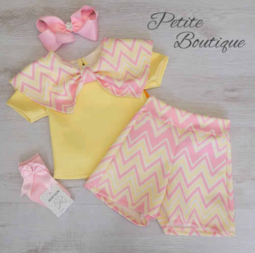 Girls lemon/pink bow top & short set