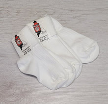 Load image into Gallery viewer, White plain ankle socks