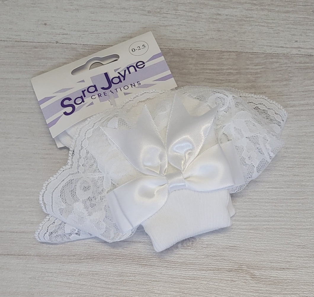 White bow frilly ankle socks