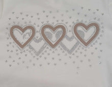 Load image into Gallery viewer, Beige heart top &amp; skort set