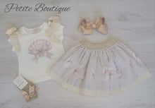 Load image into Gallery viewer, Beige shells top &amp; skirt set