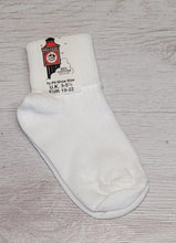 Load image into Gallery viewer, White plain ankle socks