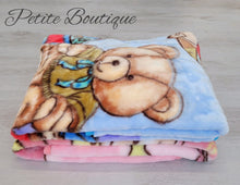 Load image into Gallery viewer, Blue teddy bear print mink blanket