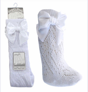 White knee high pelerine bow socks