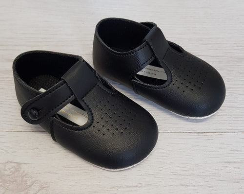Black matte soft sole shoes