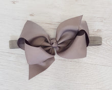 Load image into Gallery viewer, Grey hair bow