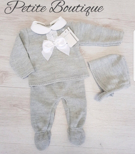 Spanish boxed 3pc bow knit set