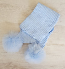 Load image into Gallery viewer, Faux fur pompom scarfs