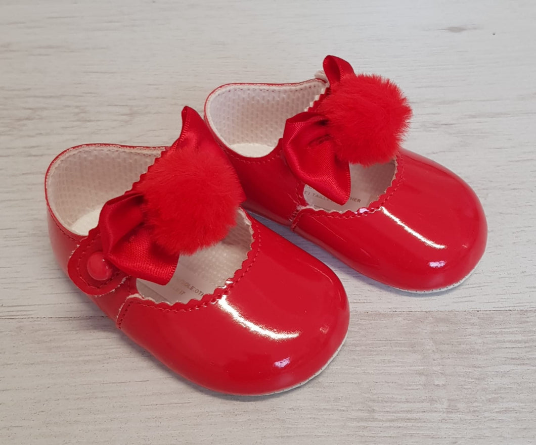 Red bow/pompom soft sole shoes