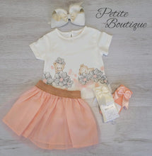 Load image into Gallery viewer, Girls top &amp; peach tutu skirt set