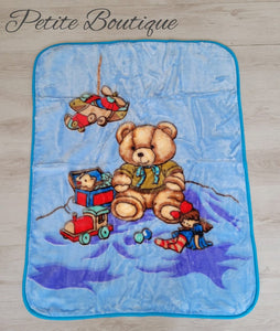 Blue teddy bear print mink blanket