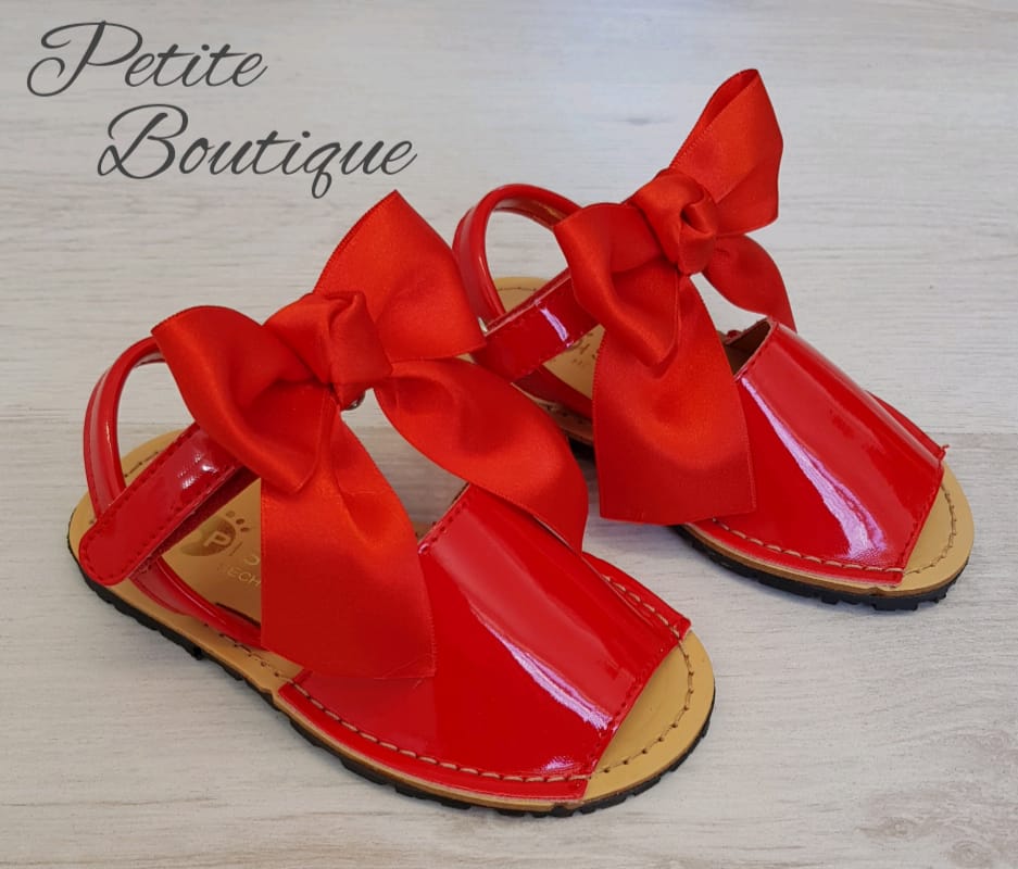 Spanish red bow sandals