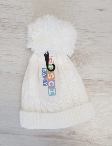 White Pompom hat