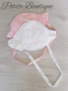 Pink sun hat with string for tie under
