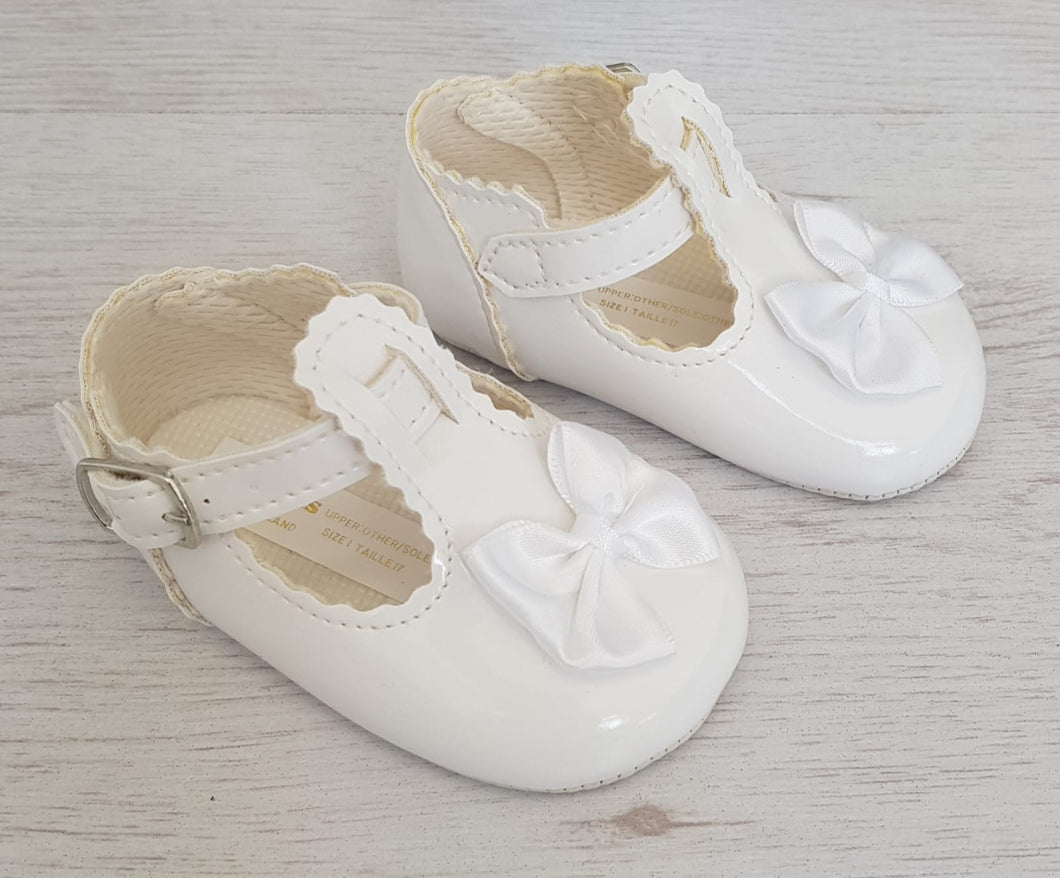 White T-bar soft sole shoes